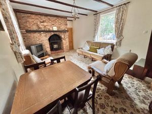 Annexe lounge- click for photo gallery